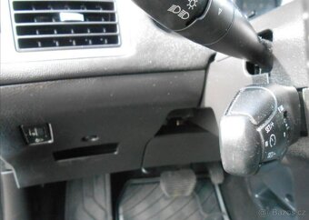 Peugeot 307 1,6 i 16V AUTOMAT 7 Míst benzín - 20