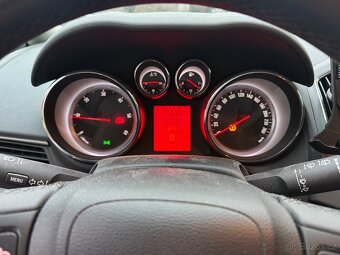 OPEL ZAFIRA  2.0 CDTI 7 MIST 2014 96kw WEBASTO - 20