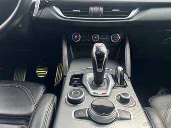 Alfa Romeo Stelvio 2.2 JTDM Veloce GT Junior Q4 - 20