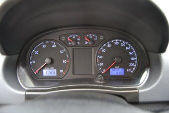 Volkswagen Polo United 1.4Mpi 59 kw benzín rok 2008 - 20