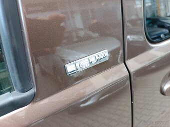 VW Multivan T5 2.0TDI 132kW CUP 7-míst Webasto Taž. DYNAUDIO - 20