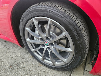 Alfa Romeo Giulia 2.0T 147 kW - 20