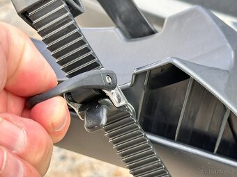 Nosič na tažné na 2 elektrokola s led dynamickými světly - 20