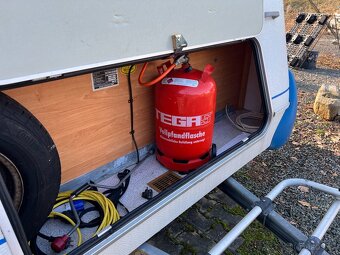 OBYTNÝ KARAVAN KNAUS BLUELINE 450 model 2000 - 20