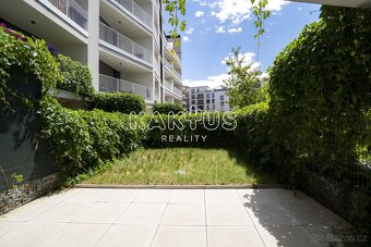 Pronájem bytu 4+kk (116m²) s předzahrádkou v novostavbě na u - 20