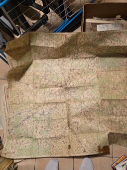 Soubor různých starých map - 20