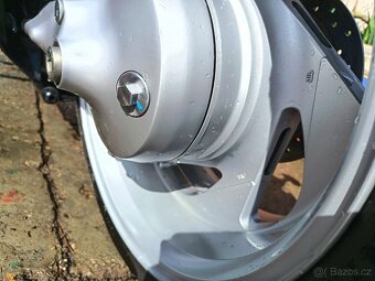 Suzuki VZR 1800 - 20