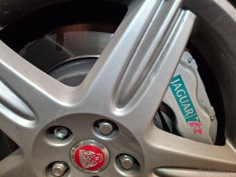 Jaguar S Type 4,2 V8 supercharger - 20