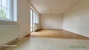Dům na prodej 8+1, 354m2, 3x balkon, terasa a zahrada 200m2. - 20