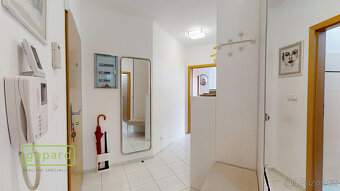 Krásné 2+kk 69,31 m2 v domě z roku 2012, lodžie, garáž, skle - 20