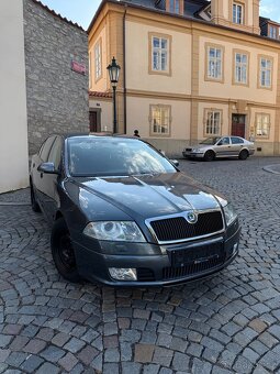 Škoda Octavia II 2.0FSi ČR 1.Maj Sport Navi Xenon - 20