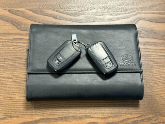 Toyota Corolla Touring Sports 1.8i HSD 122PS GR Sport A/T - 20