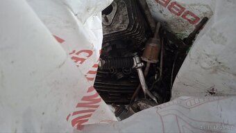 Prodám dily na jawa 20 - 20