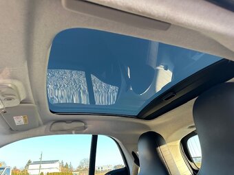 Smart Fortwo EQ Elektro 22kw NAVIGACE  DPH - 20