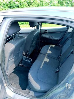 PEUGEOT 206 opečovávaný - 20