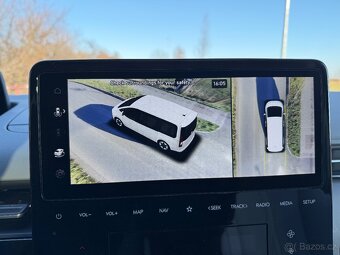 Hyundai Staria Luxury 4x4, panorama, tažné, jen 10 tisíc km - 20