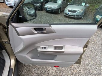 Subaru Forester 2.0X 110kW LPG 4x4 automat tažné klima ČR - 20