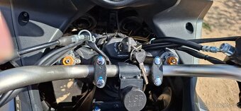 Suzuki DL 650 V-Strom XT ABS - 20