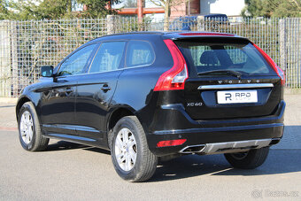 Volvo XC60 2.0 D4 Drive-E / Momentum / Automat / Tažné - 20