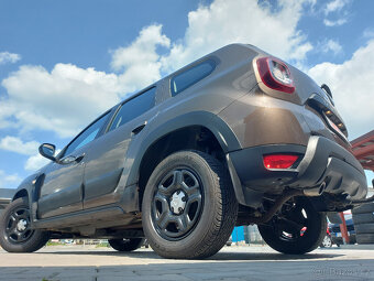 Dacia Duster 1.5 dCi ČR 4X4 S.KNIHA NOVINKA - 20