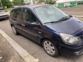 Renault Grand Scenic 2.0DCI 110 kW - 20