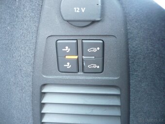 Volkswagen   Touareg  3.0 TDI 170 kW - 20