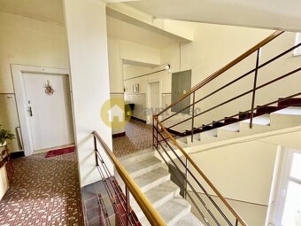 Prodej prostorného byt 2+1, balkon, komora, sklep, Strakonic - 20