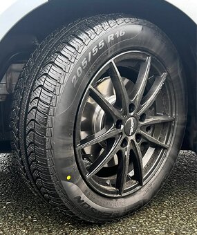 Mercedes Benz třídy B 200 Turbo - 20