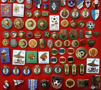 odznaky - různé druhy, sport, armáda i jiné - 20