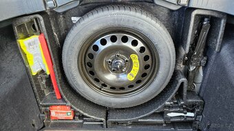 Dražba Ford Kuga 2.5i PHEV 112 kW + 53 kW - 20