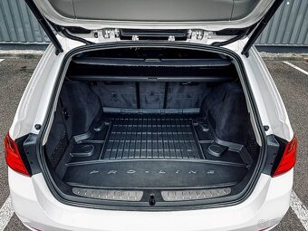 BMW Rad 3 Touring 318d A/T - 20