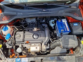 Škoda Yeti, 1,4 TSI 90KW , xenony,vyhř.sed., tažné zařízení - 20