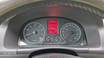Prodám VW CrossTouran 1,4 TSI 125 kw - 20