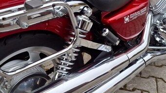 Honda VF 750 C Magna - 1. majitel, Top stav - 18.000 km - 20