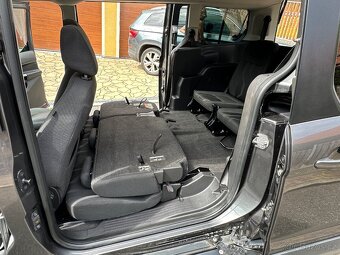 Ford Grand Tourneo Connect 1.6 TDCI TITANIUM PANORAMA - 20