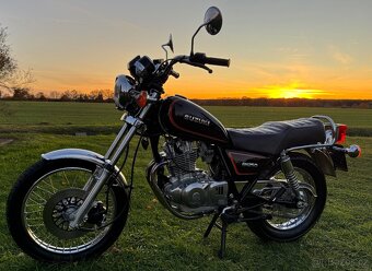 Suzuki GN 250 / 1995 / 7.837 km / - 20