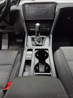 VOLKSWAGEN PASSAT KOMBI 2,0TDi 110kW - 20