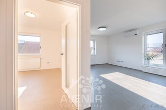 Prodej rodinného domu 170 m2, pozemek 229 m2- Zlín - Louky - 20