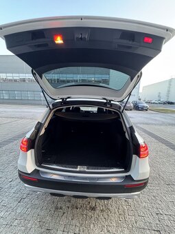 Mercedes Benz E-Class E220D 4matic Alltrain - 20