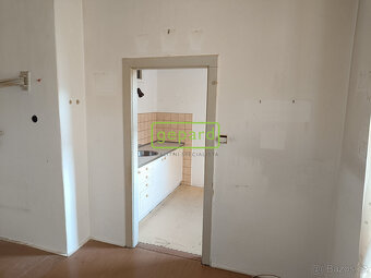 Prodej bytu s lodžií, 3+1, plocha 123 m2 v atraktivní lokali - 20