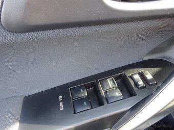 Toyota Auris 1,2 i, 85kW, GARANCE KM - 20