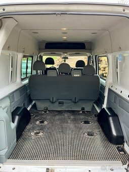 Ford Transit L1H2 2,2 TDCI 81 kW ČR 168tis.km. DPH 2.majitel - 20