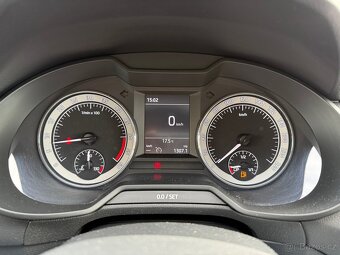 Škoda Octavia 1.6 tdi / STYLE / po rozvodech - 20