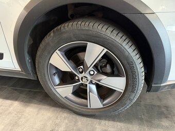 Škoda Octavia 3 2,0 TDI SCOUT 110KW PANORAMA - 20