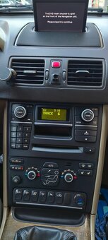 Volvo XC90 Manuál, Diesel, s luxusní výbavou - 20