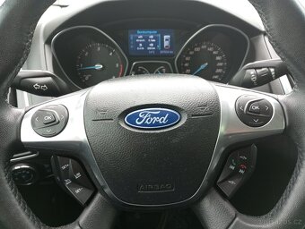 Ford Focus Titánium 1.6TDCI,85kw,rv-2011,najeto 207634km. - 20