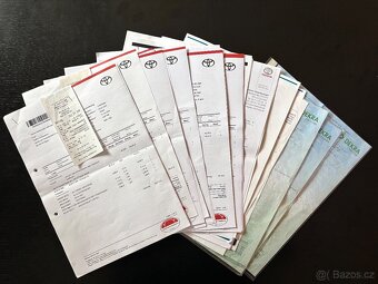 Toyota Yaris, 1.5 Hybrid PLNÝ SERVIS TOYOTA NEHAVAROVANÉ - 20