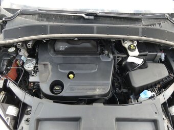 Ford Galaxy 2.0 TDCI Powerhift, 7 míst - 20