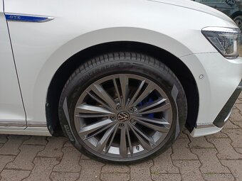 VW Passat B8 Variant GTE 1.4TSI 150kW DSG R-Line kam360° DCC - 20