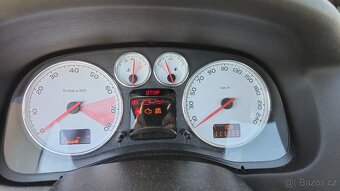 Peugeot  307 cc  2004  , 112 000 km   TOP STAV - 20